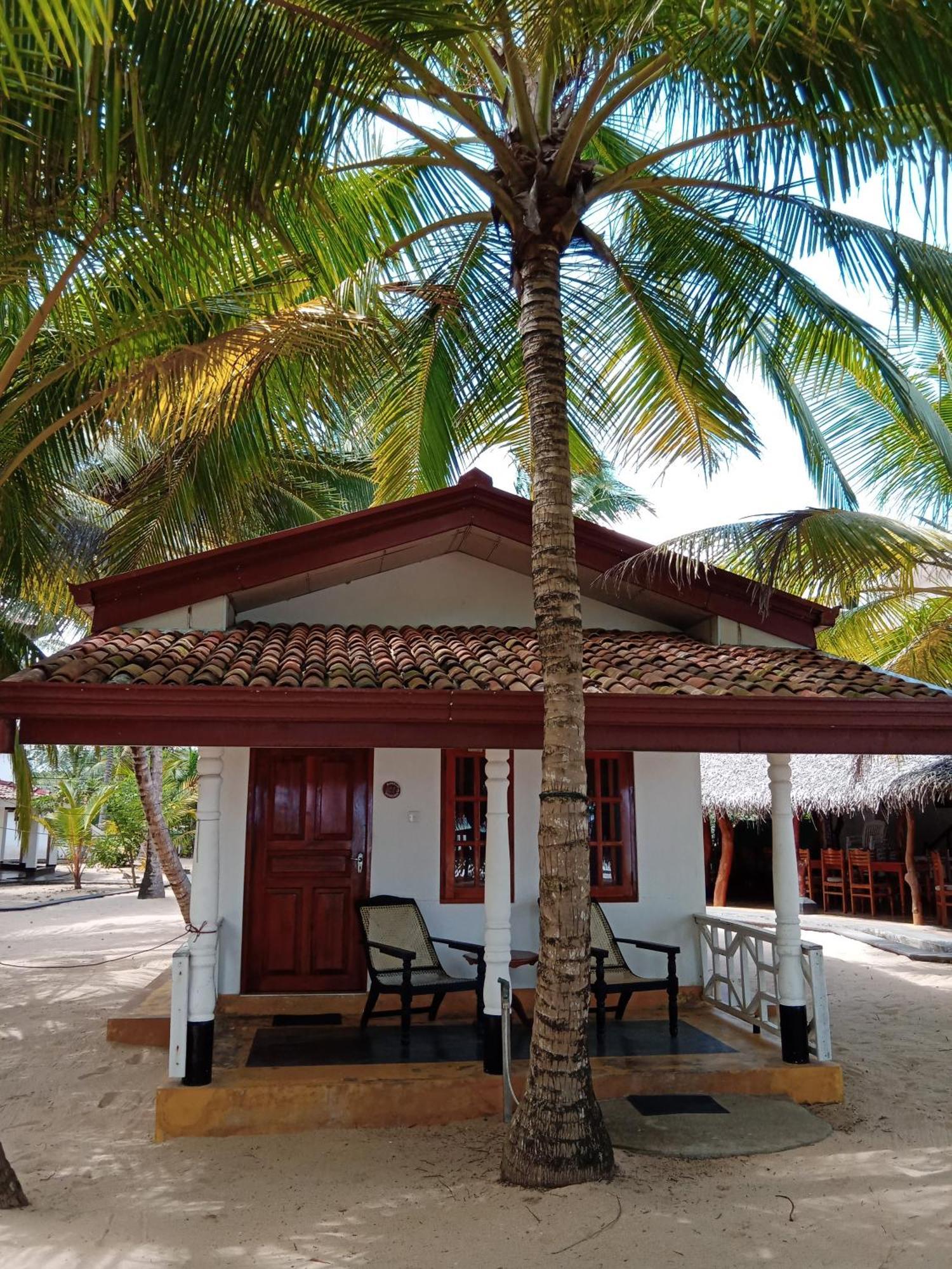 Ibisbird Beach Bungalows, Sport, Spa And Restaurant Tangalle Kültér fotó